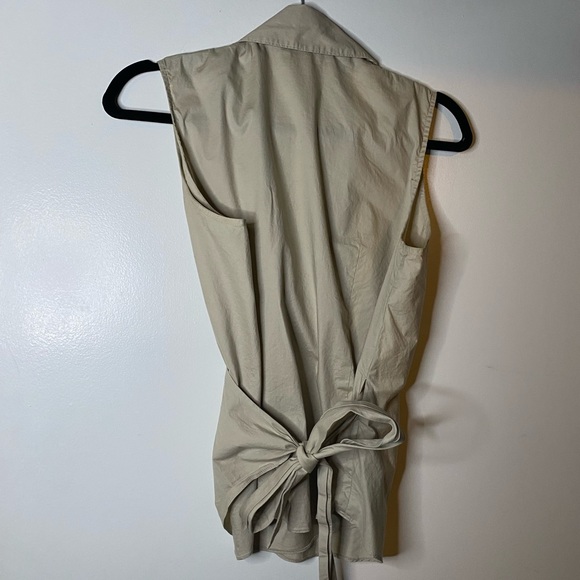 Banana Republic Tied Vest - Picture 5 of 5